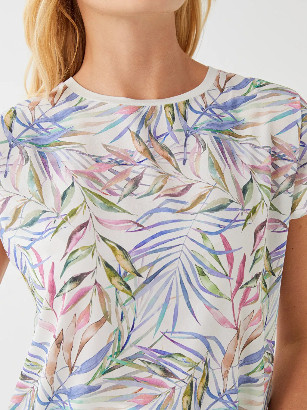 Crew Neck Patterned Short Sleeve Women's T-Shirt