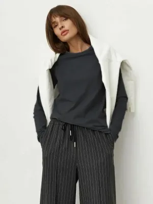 Soft 100% Cotton Oversized Long Sleeve Tee: Essential Spring & Autumn Layering Top