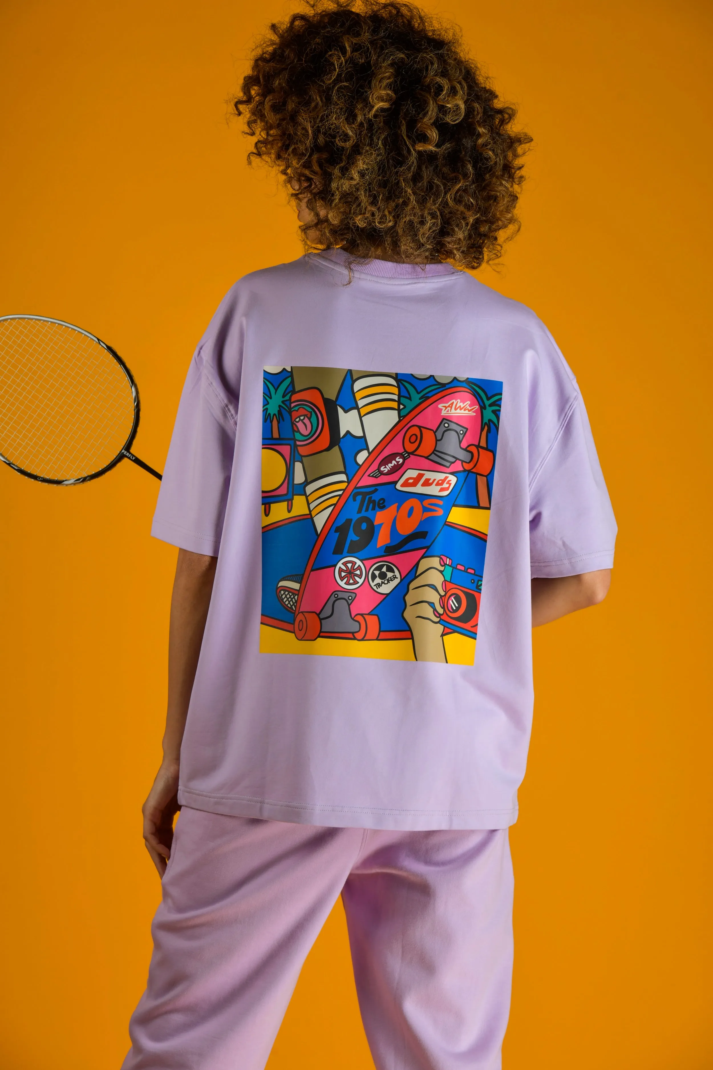 WOMEN'S 70'S SKATEBOARDER OVER-SIZED T-SHIRT (LILAC)
