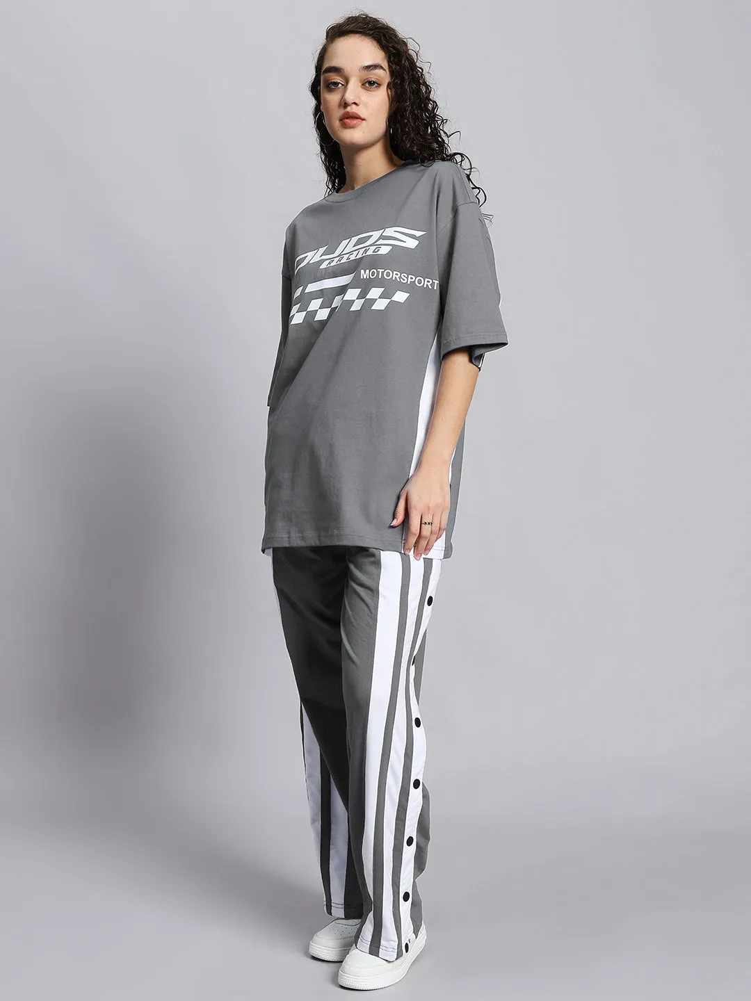 WOMEN'S INDY OVER-SIZED CLASSIC T-SHIRT (GREY)