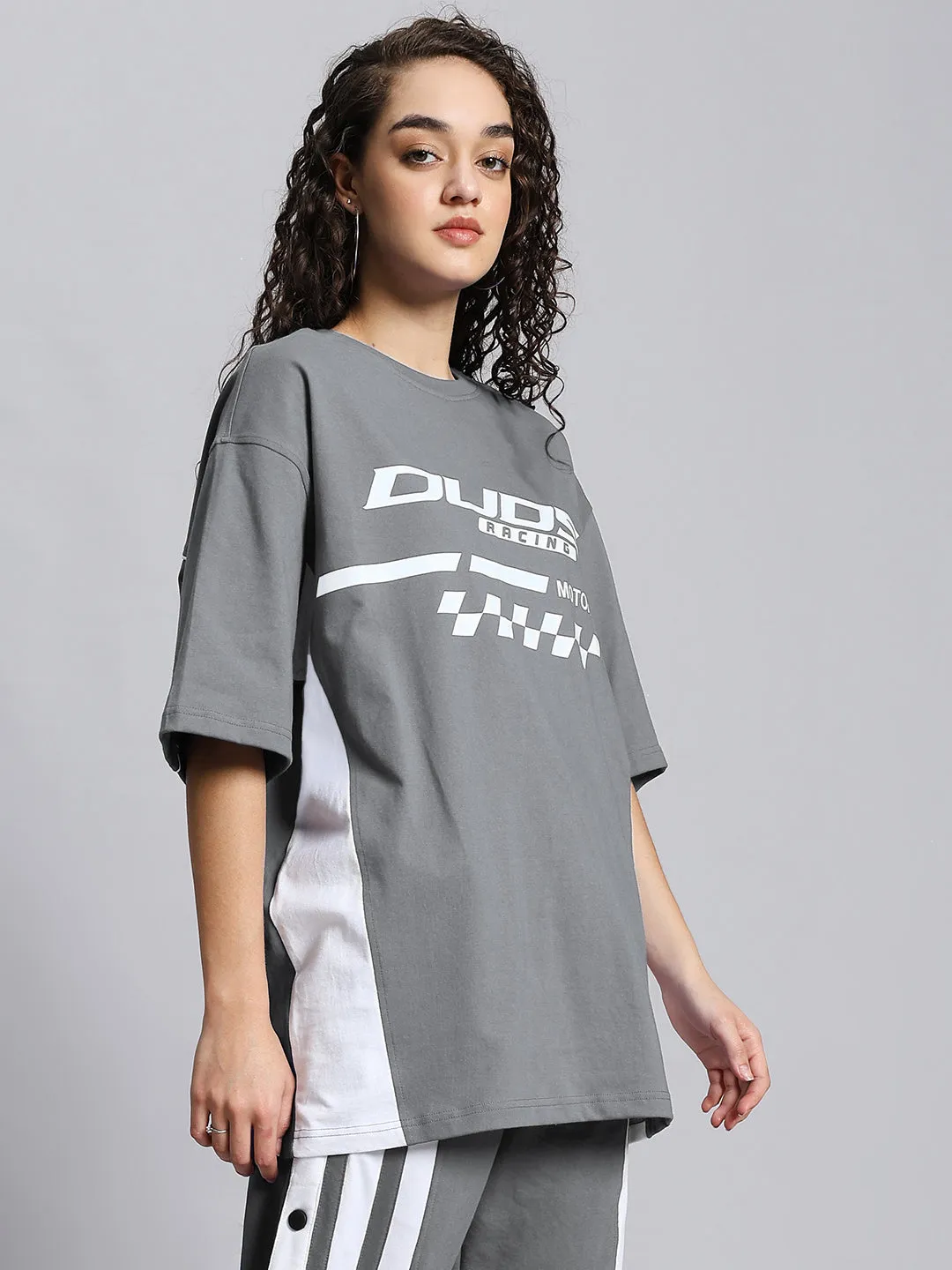 WOMEN'S INDY OVER-SIZED CLASSIC T-SHIRT (GREY)